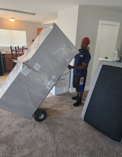 Gabe Movers packing and moving services.
